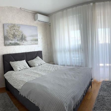 Manhattan Apartman Belvil Belgrade Exterior photo